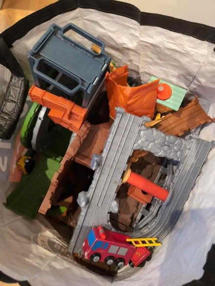 Photo of free Mix of train track pieces (Shoreham BN43) #1