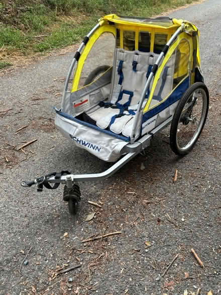 Photo of free Schwinn toddler bike trailer (Petworth) #2