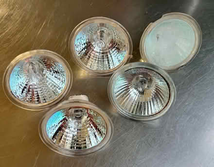 Photo of free MR16 bulbs (North Sheen TW9) #1