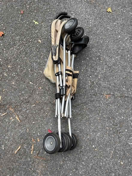 Photo of free Kolcraft Umbrella stroller (Davidsonville- Spring Lakes) #2