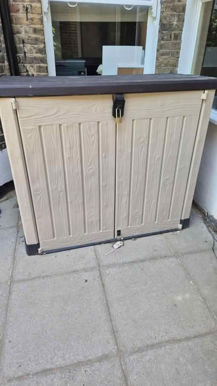 Photo of free Outdoor shed (W8 6TN) #1