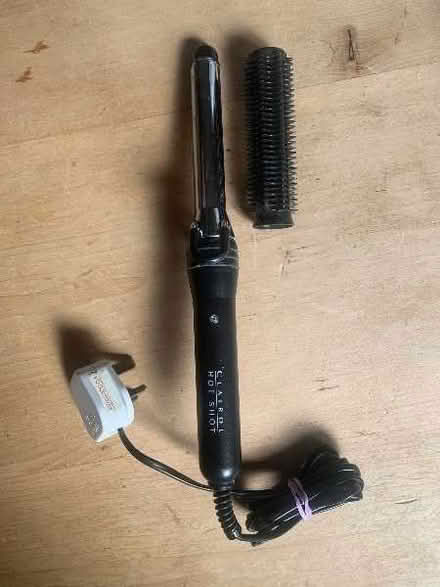 Photo of free Clairol Hotshots hair styling wand (Leintwardine SY7) #1