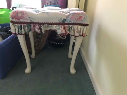 Photo of free Bedroom stool with upholstered top (Sockbridge CA10) #3