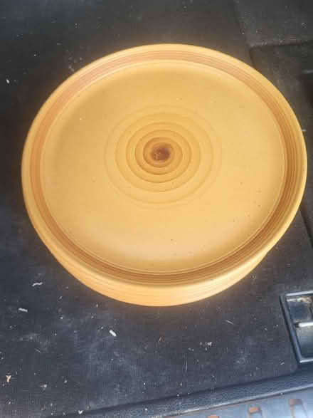 Photo of free 6 x 10 inch dinner plates (Sainsburys GL52) #1