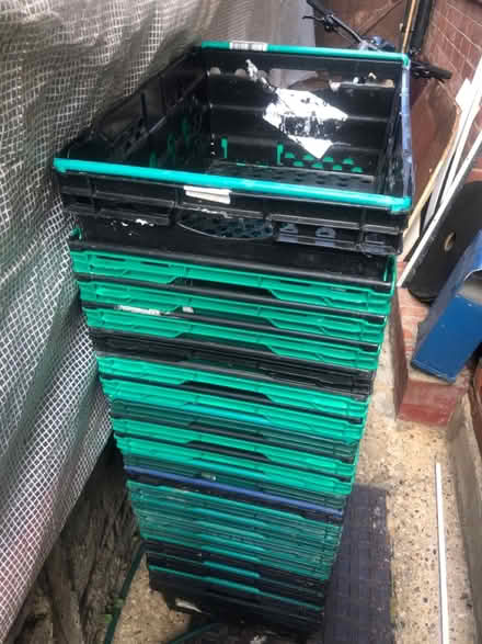 Photo of free 20 crates (Luton LU1) #1