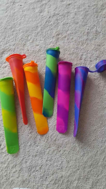 Photo of free 6 ice lolly moulds (Kingsway GL2) #1