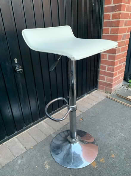Photo of free Stool (Loughborough LE11) #1