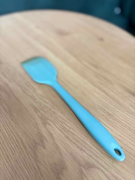 Photo of free Single Blue Spatula (Bradgate S61) #1