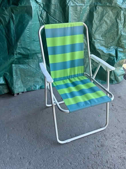 Photo of free Lightweight folding lawn chair (Riverside/Hunt Club) #1