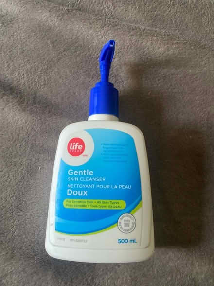 Photo of free Life brand skin cleanser (Winston Churchill/collegeway) #1