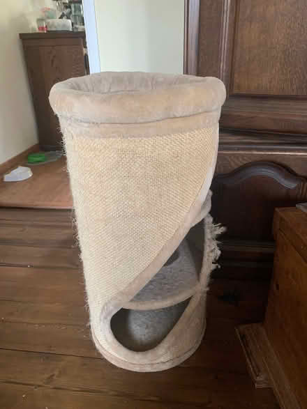Photo of free Cat scratch tower (Southwick BN42) #2