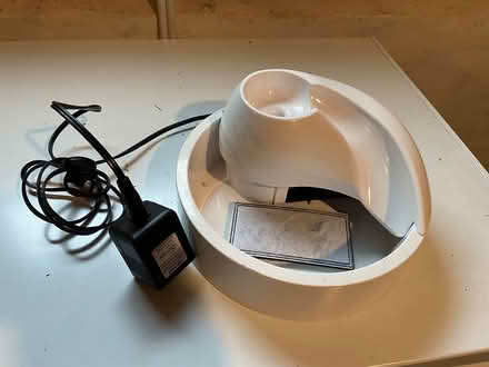 Photo of free Pet fountain (Arlington heights) #1
