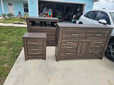 Photo of free Bedroom Set (Placid Lakes) #1
