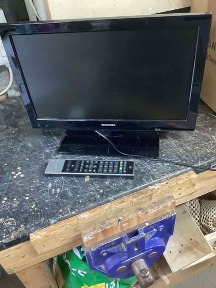 Photo of free Old 18`` TV TOSHIBA (Oswestry SY11) #1