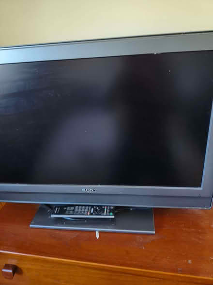 Photo of free Older Sony Bravia TV (Kintillo PH2) #1