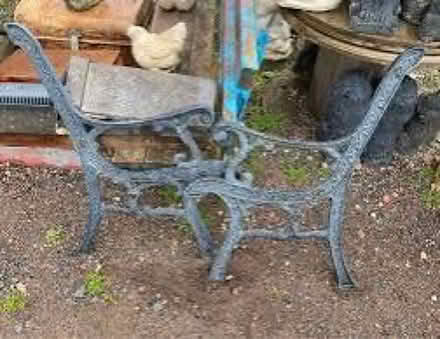 Photo of cast iron bench ends (caterham CR3) #1