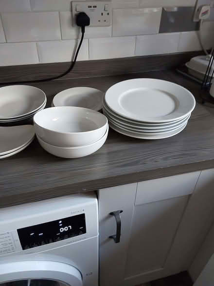 Photo of free White Crockery (Gobowen SY11) #1