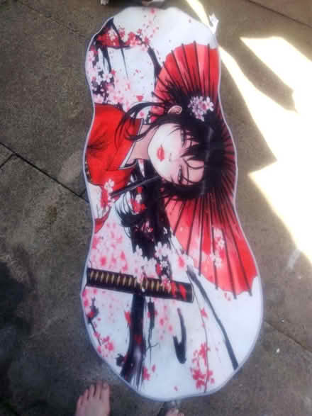 Photo of free Temu Chinese Girl Bedroom Rug (Bowling BD4) #2