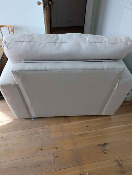 Photo of free Single seater sofa/armchair (Tolworth KT6) #4