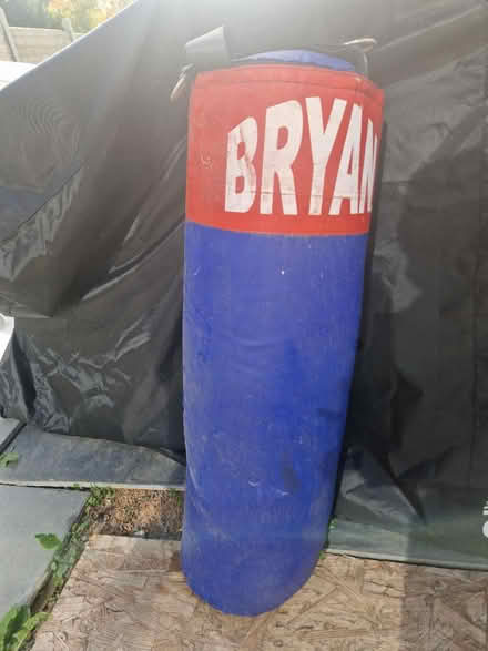 Photo of free Barrel style punch bag (Oadby LE2) #1