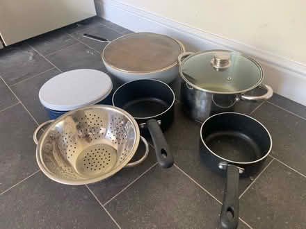 Photo of free Pans and extras 1 (Loughborough LE11) #1