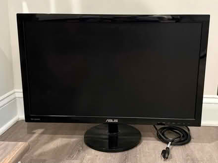 Photo of free Monitor (Asus) (Sixteenth Street Heights) #1