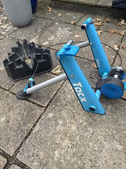 Photo of free Tacx turbo trainer (Leigh-on-Sea, SS9) #2