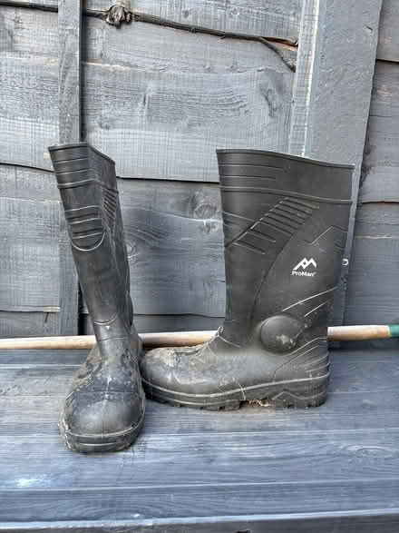Photo of free Steel cap wellies UK9 (Poynton Sk12 1qb) #1