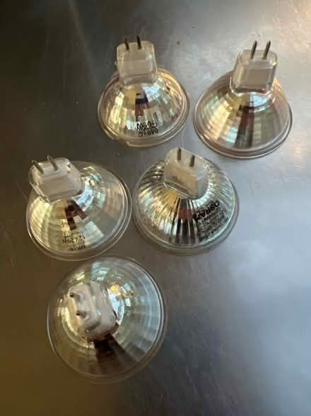 Photo of free MR16 bulbs (North Sheen TW9) #2