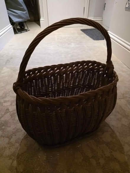 Photo of free Basket (Sw7 5qx) #2