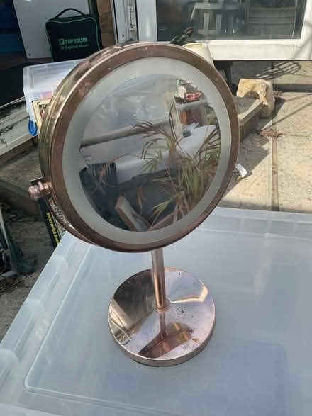 Photo of free Light up Mirror (RG30 Tilehurst) #1