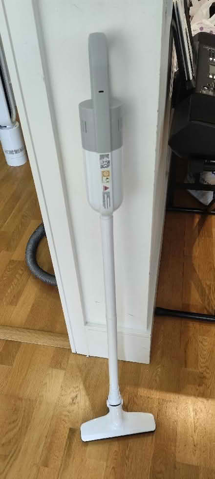 Photo of free Cordless handheld vacuum cleaner (Highbury Barn N5) #1