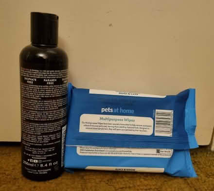 Photo of free Cat Shampoo (250ml) & Dog / Cat multipurpose wipes (Highway SL6) #2