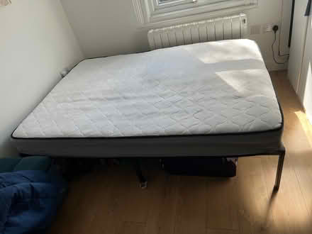 Photo of free Double mattress like new (Westbourne Park W11) #4