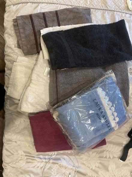 Photo of free Bath and hand towels, some new (Anerley SE20) #1