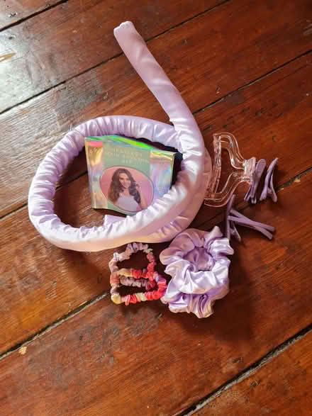 Photo of free Heatless hairstyling kit (Marsh LA1) #1