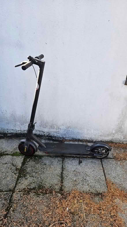 Photo of free E-scooter (D09H1K2) #1