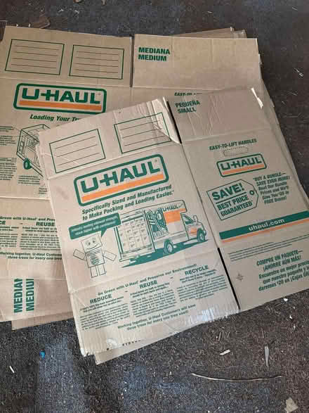 Photo of free used uHaul boxes (Bellevue crossroads) #1