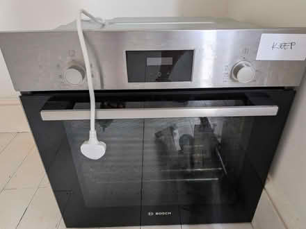 Photo of free Bosh built in oven (Ladywell SE4) #3