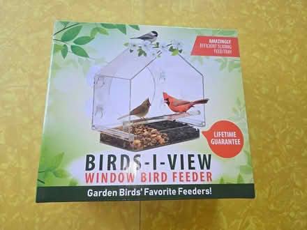 Photo of free Window birdfeeder (Maple Leaf / Northgate) #1