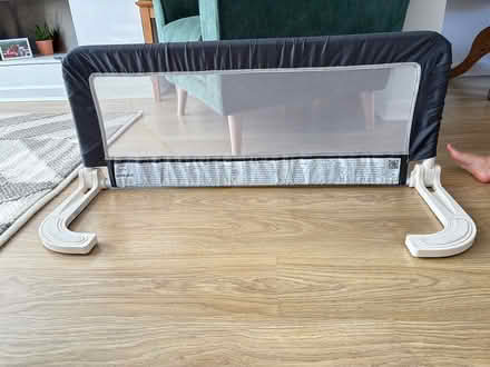 Photo of free 2x extendable bed rails (Poynton Sk12 1qb) #4