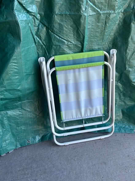 Photo of free Lightweight folding lawn chair (Riverside/Hunt Club) #2