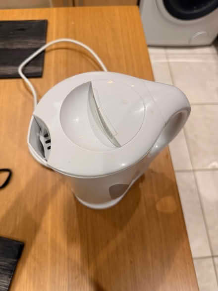 Photo of free Electric kettle (EN8) #3