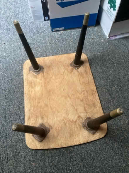 Photo of free Tiny table / legs (Chineham RG24) #2