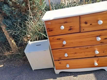 Photo of free Furniture - Whittlesford CB22 4NG (whittlesford cb22) #3