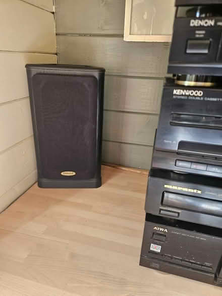 Photo of free Music system (Goffs oak Waltham cross EN7) #4