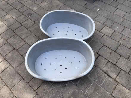 Photo of free Dog beds (Walton-on-Thames KT12) #1