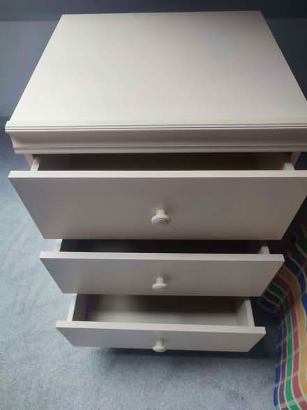 Photo of free chest of drawers (Highfield HP2) #2