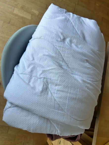 Photo of free Super King duvet and duvet sets x 2 (Esher KT10) #3