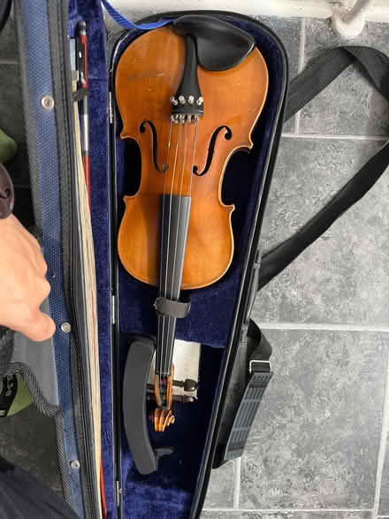 Photo of free 3/4 size Violin (Round Hill BN2) #2